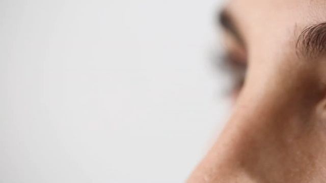 NeoGen Cejas y Pestañas смотреть онлайн