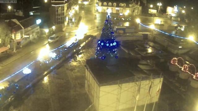 Вебкамера "Площадь Советская". Запись 30.12.2016 03:00:03 смотреть онлайн