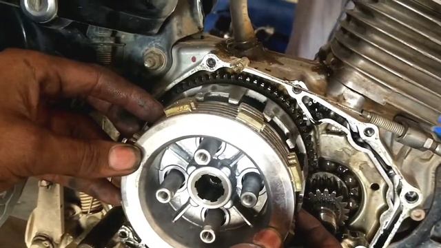 Honda 125 CC ki clach plate install karne ka Mukamal tarika смотреть онлайн