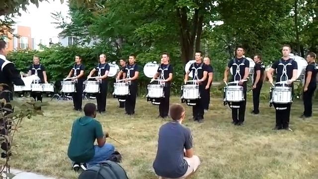 2012 Cavaliers Drumline Opener Lot смотреть онлайн
