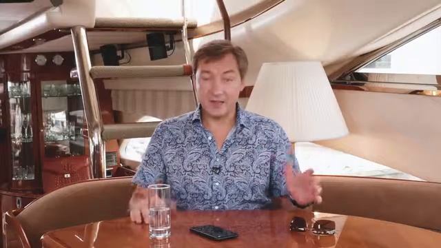 СЕКРЕТЫ МИЛЛИОНЕРОВ Путь к успеху начинается с этих простых вещей Роман Василенко 1 смотреть онлайн