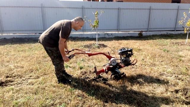 бешеный мотоблок :) смотреть онлайн