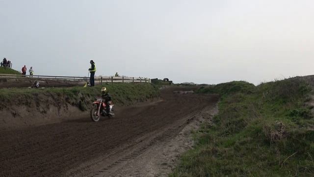 Dmx Noord Texel 6-4-2024 125 cc B смотреть онлайн