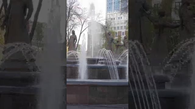 Запуск фонтана#уфа #7Девушек!!!!!!!!!!!!!! смотреть онлайн