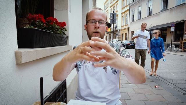 Koszt molestowania w pracy - Dwie czarne dziury - Żyrafa z hełmem | Czytamy naturę #130 смотреть онлайн