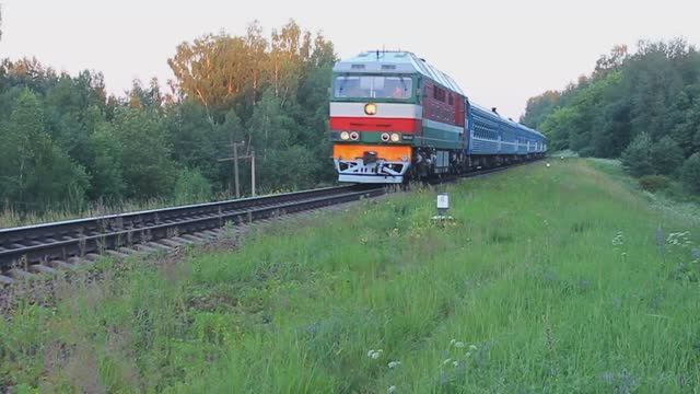 ТЭП70-0372 (БЧ, ТЧ-15 Орша) с поездом №84 Гомель - СПб (БЧ)