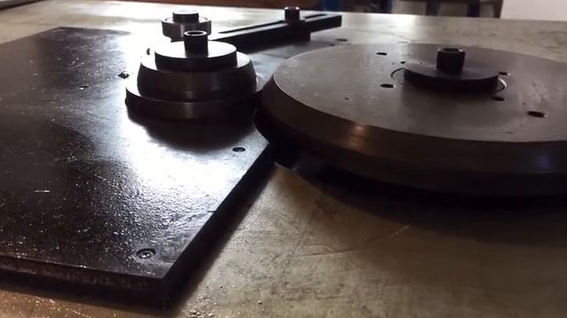 Simple Gorelocker with VFD смотреть онлайн