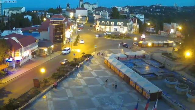 Вебкамера "Площадь Советская". Запись 26.06.2016 21:00:02 смотреть онлайн