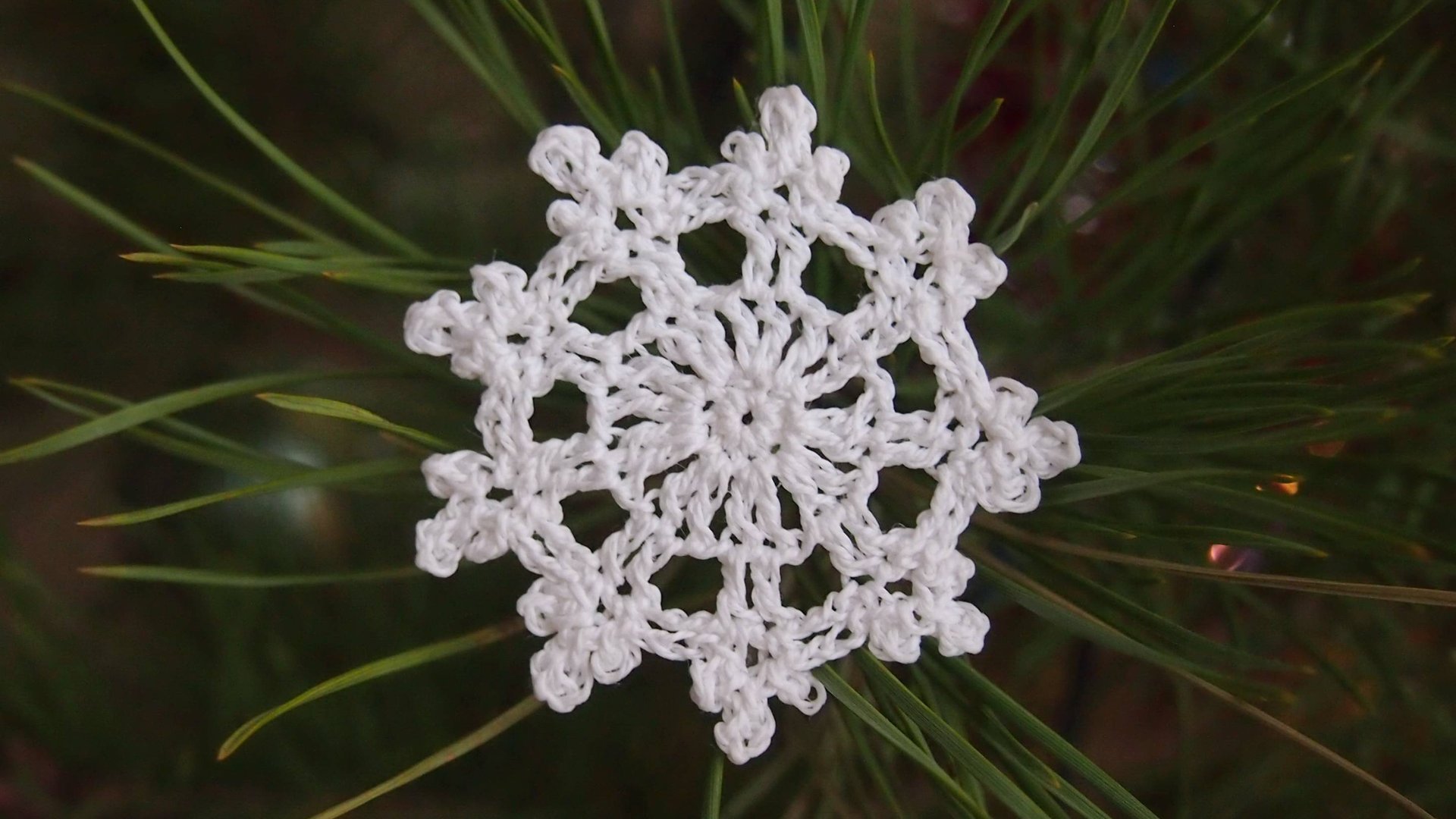 Снежинка крючком за 5 минут.Простые снежинки для начинающих.Как связать снежинку*snowflakes Урок 22 смотреть онлайн