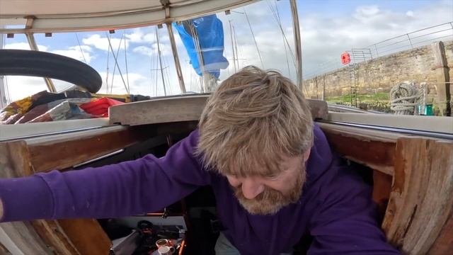SELF STEERING for our OCEAN-GOING MONOHULL 😉 смотреть онлайн