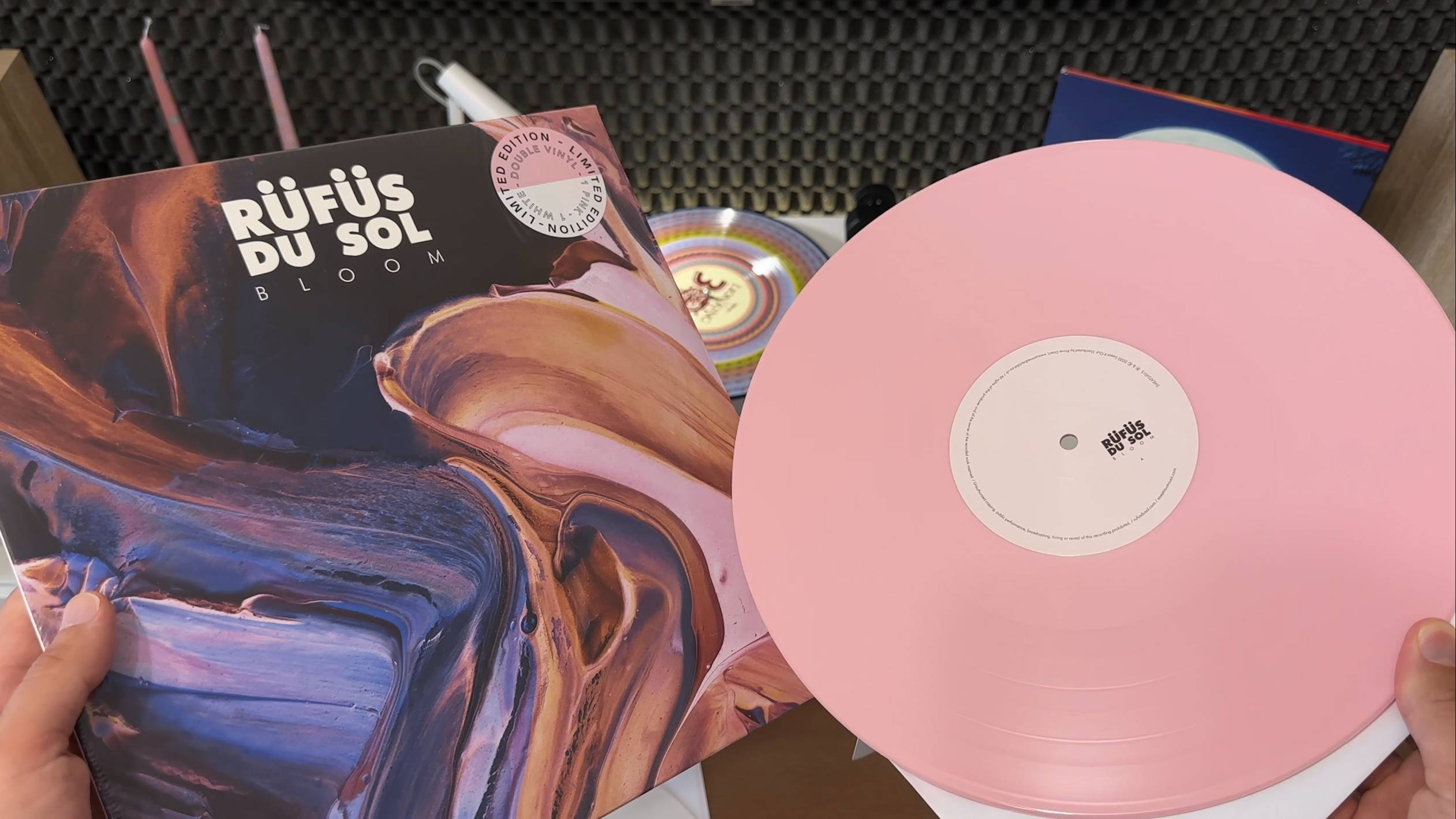 Rüfüs Du Sol - Bloom (White / Pink Vinyl) - Распаковка и обзор виниловой пластинки смотреть онлайн