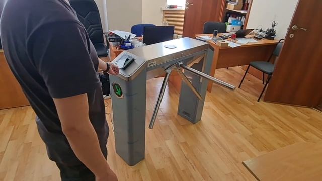 Биометрический турникет ZKTeco TS2000 PRO+2xSF400: демонстрация работы смотреть онлайн