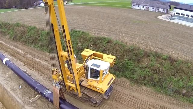 Liebherr - Pipelayer RL 54