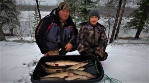 НАШ ПЕРВЫЙ ЛЁД 24-25 И НАЧАЛО ЗИМНЕЙ РЫБАЛКИ НА ЯМАЛЕ! РАЗВЕДКА ПОКАЗАЛА, ЛЁД И РЫБА ЕСТЬ!