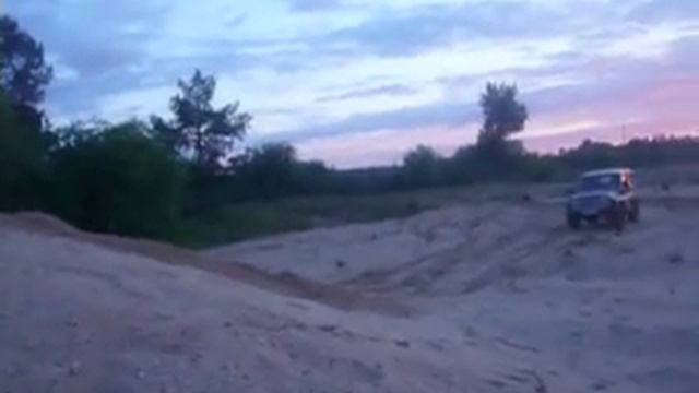 Песок против двух самоблоков от бтр. смотреть онлайн