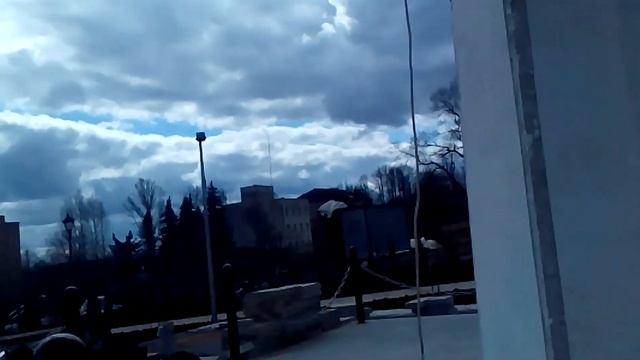 Парк на Привокзальной площади или ждём лучшего. смотреть онлайн