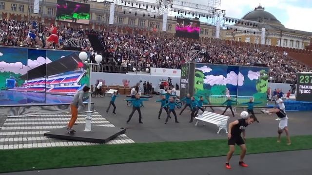 День города на Красной площади смотреть онлайн