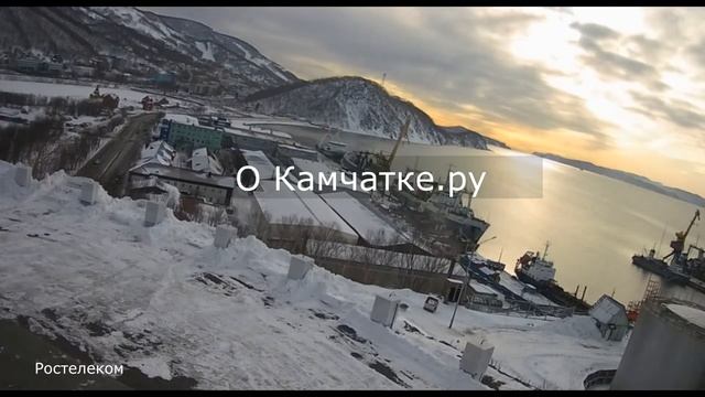 Видеонаблюдение Театральная площадь города Петропавловск-Камчатский смотреть онлайн