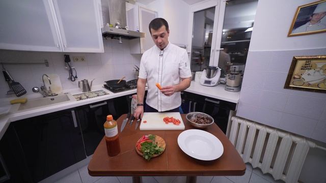 Корейская кухня. КИМЧИ ИЗ ГОВЯДИНЫ с ОВОЩАМИ смотреть онлайн