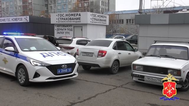 В Новокузнецке сотрудники полиции привлекли к ответственности автомобилиста, устроившего дрифт смотреть онлайн