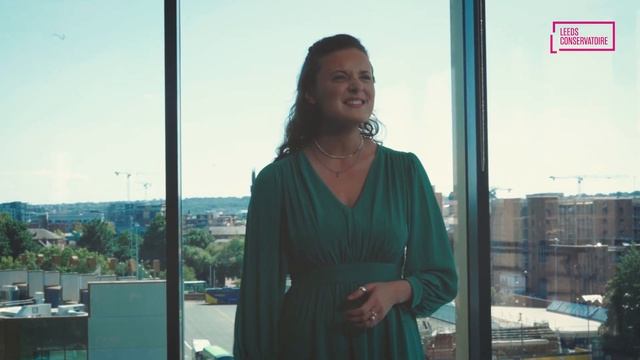 Hattie Rumsey - Time (from The Curious Case of Benjamin Button) / Aftershow Sessions смотреть онлайн