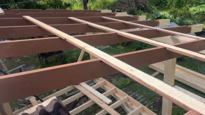 Пристройка к дому на винтовых сваях. Терраса к дому.