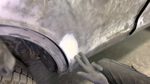 Какой грунт наносить под шпаклевку???