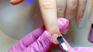 Делаю маникюр подруге/мастер маникюра в 13 лет🎀