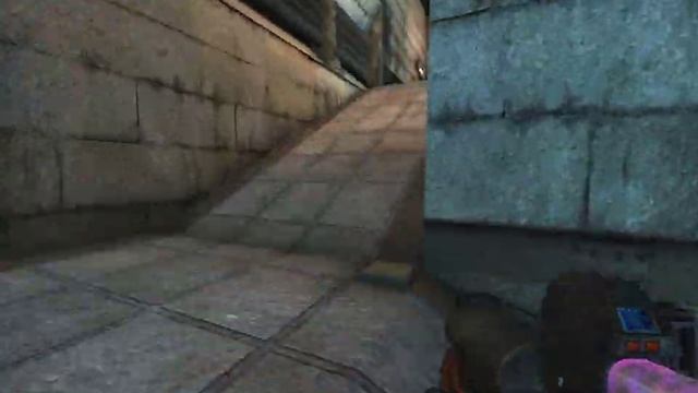 играю в Unreal Tournament 2004 смотреть онлайн