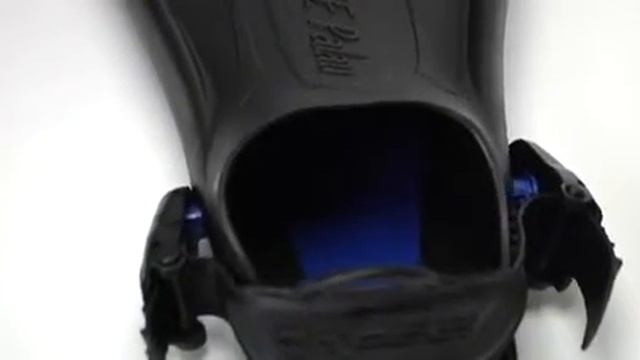 60:Second ScubaLab: Cressi Palau Fins смотреть онлайн