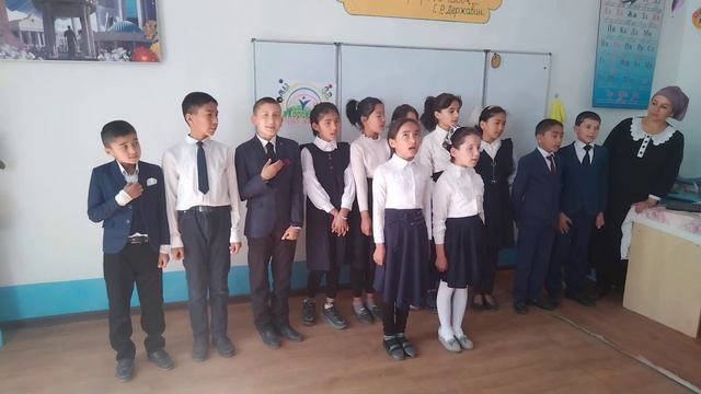 11-maktab 4-sinf Oquvchilari.