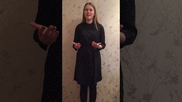 Читает Сычкина Полина, "Елка" Юлия Друнина смотреть онлайн