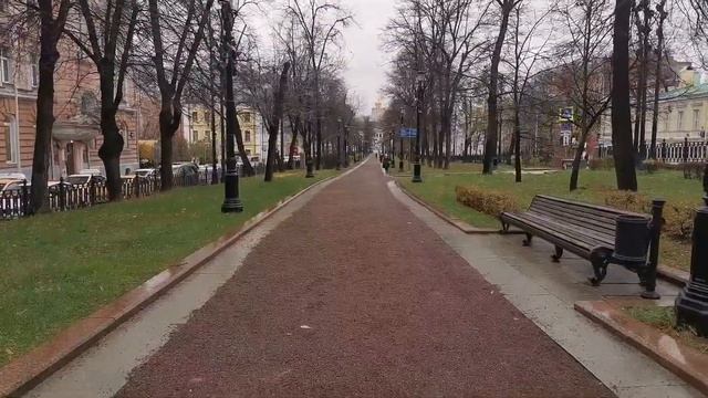 Первые дни в Москве спустя два года смотреть онлайн