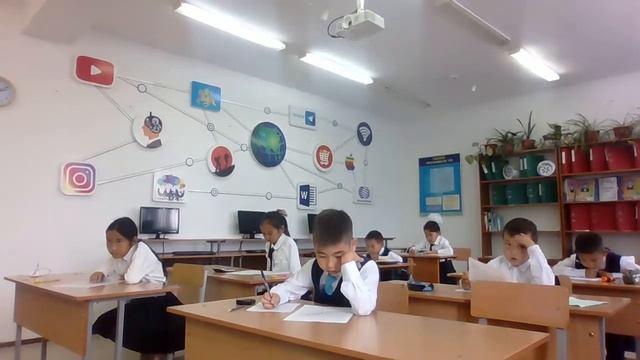 Жамбыл ауданы Еңбек орта мектебі смотреть онлайн