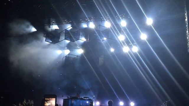 Yeah Right - Flume *SOPHIE & Vince Staples* (Ottawa Bluefest) смотреть онлайн