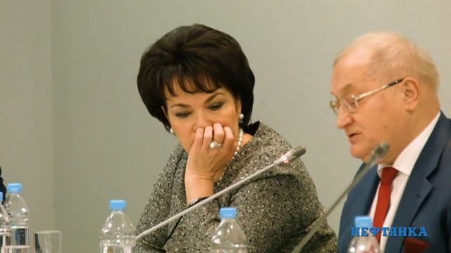 Острая проблема. Закон, принятый в интересах ВИНК разрушает экономику страны смотреть онлайн