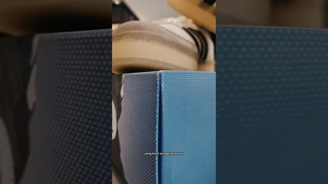 Adidas Clarks 8th Street Samba By Ronnie Fieg Kithmas White Black смотреть онлайн