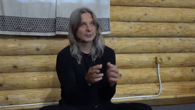 Как сделать так, чтобы мелочи не разрушали отношения? (Алунайя. Сатсанг на ретрите) смотреть онлайн