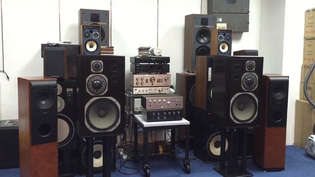 Vintage Yamaha NS1000 with Sansui AU2200 int amp смотреть онлайн