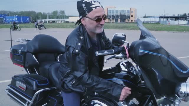 БАЙКЕР ROCK-N-ROL смотреть онлайн