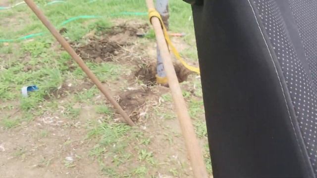 Достаю обсадную трубу из скважины. смотреть онлайн