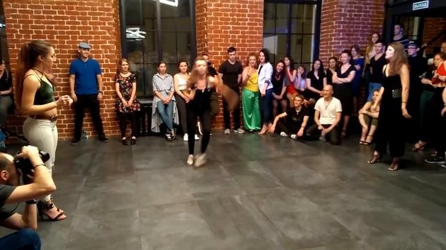 1ON1 Salsa Battle | Tatiana Oleskiv VS Elena Lyapina VS Elizaveta Carrasedo | Girls PRO - Final смотреть онлайн