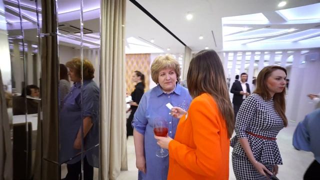 ВКУСНАЯ МОСКВА в КУРСКЕ. Новый ресторан SEASONS. Шеф-повар Кирилл Голиков смотреть онлайн