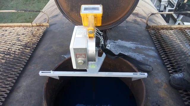 Плотномер-уровномер ПЛОТ-3Б-1РУ замер бензина в жд цистерне смотреть онлайн