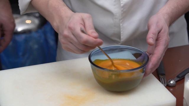 Яблочный Пирог с Карамелью от ЛУЧШЕГО ШЕФ-ПОВАРА МОСКВЫ смотреть онлайн