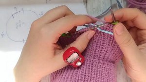 Вяжем шапку на 5 лет с макушкой "Коса"