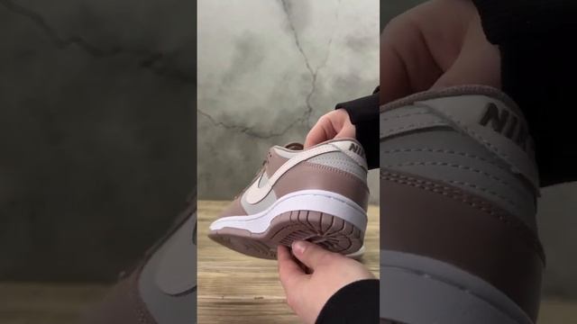 Кроссовки Nike Dunk Low смотреть онлайн