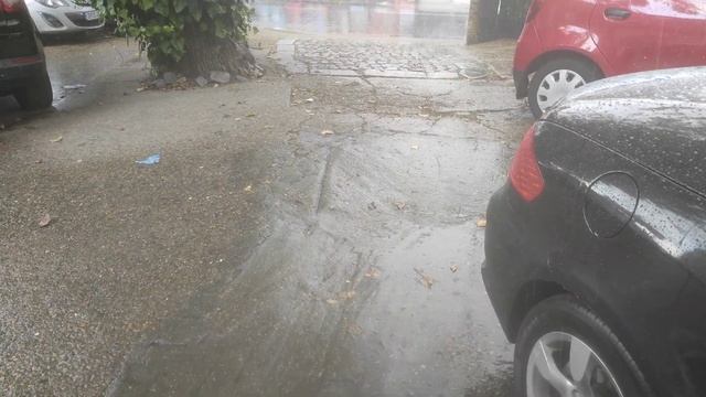 HEAVY RAIN IN CAR GARAGE | extreme heat, just imagine this Rain смотреть онлайн