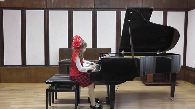 Лозовенко Софья , Чирчик София г. Братск - Цирк смотреть онлайн