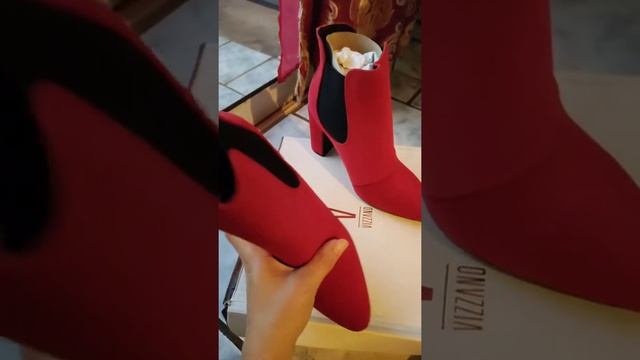 Botas Vizzano смотреть онлайн